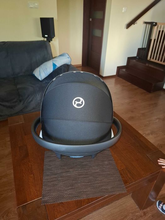 Fotelik Cybex  plus baza