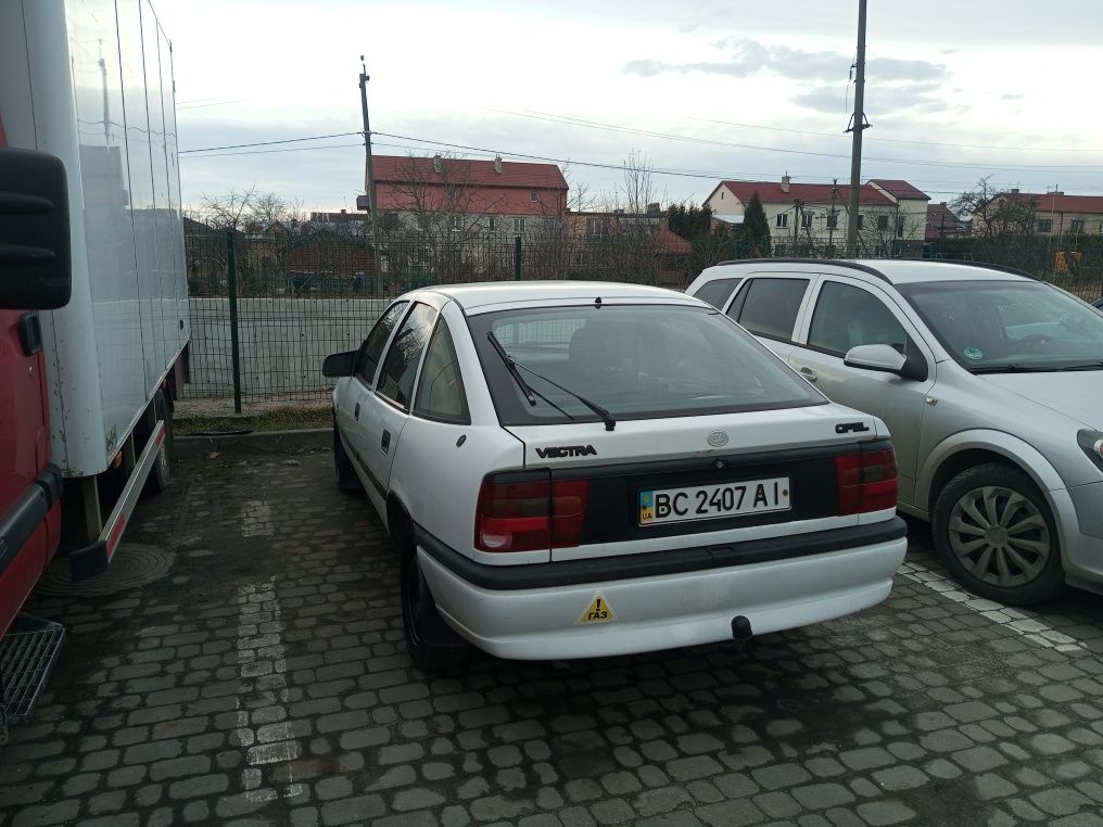 Opel vectra a 1995р газ/бенз