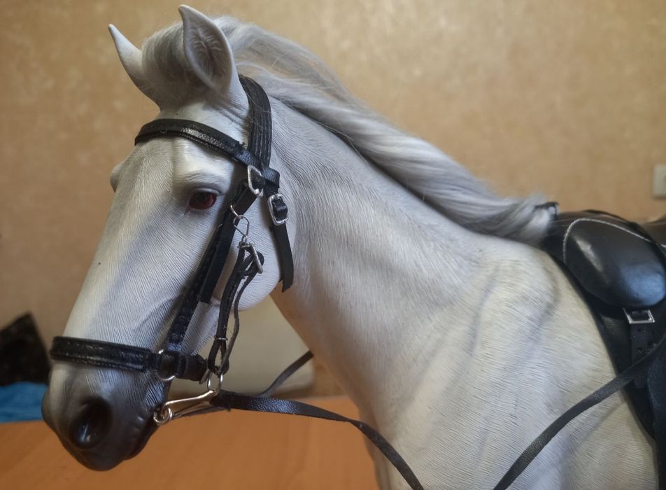 Фигурка коня. Лошадь. Статуэтка.  конь. Horse model