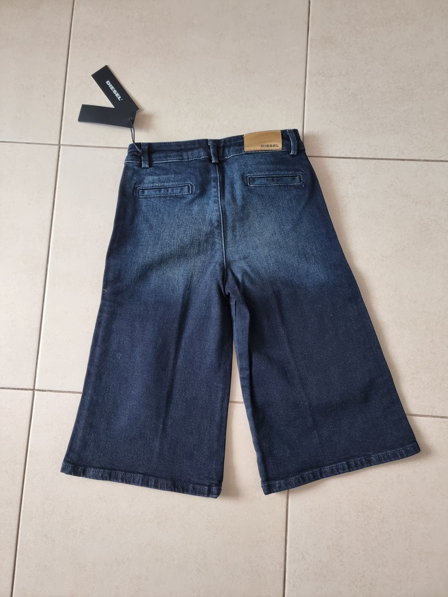 Джинсовые шорты diesel (кюлоты)