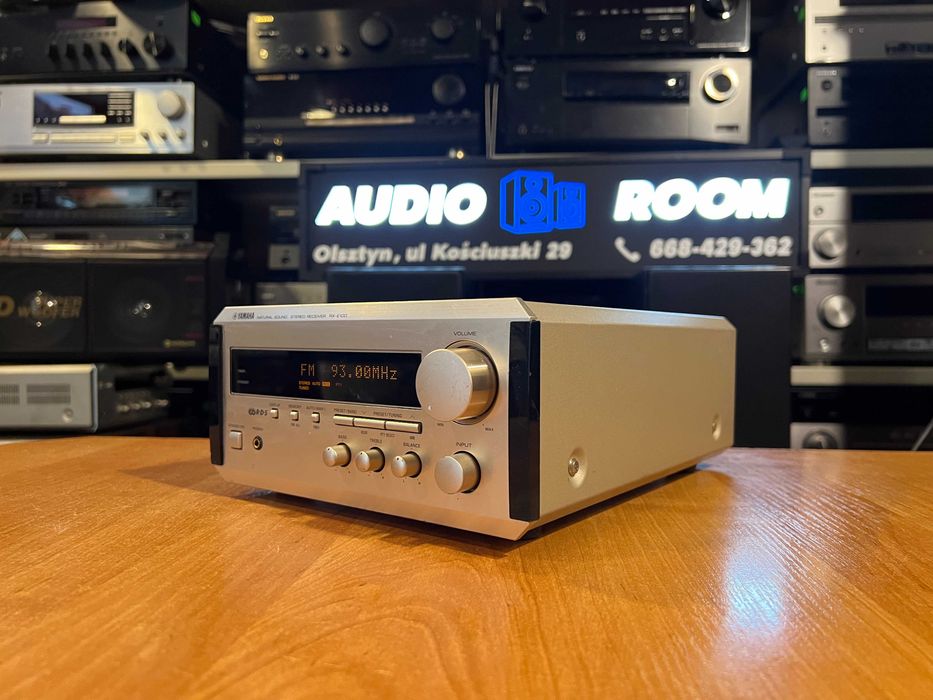 Wieża Yamaha PianoCraft RX-E100 Audio Room