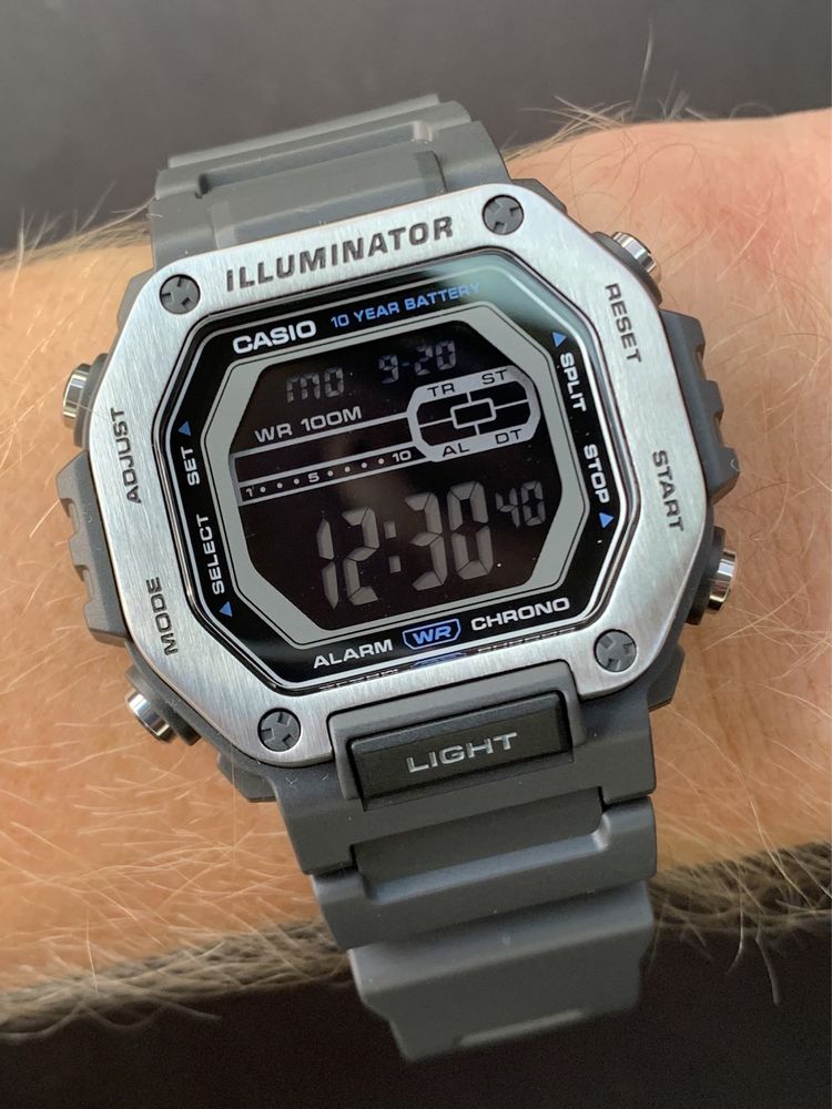 Годинник чоловічий Casio MWD-110H-1A Оригінал Гарантія Часы Касио