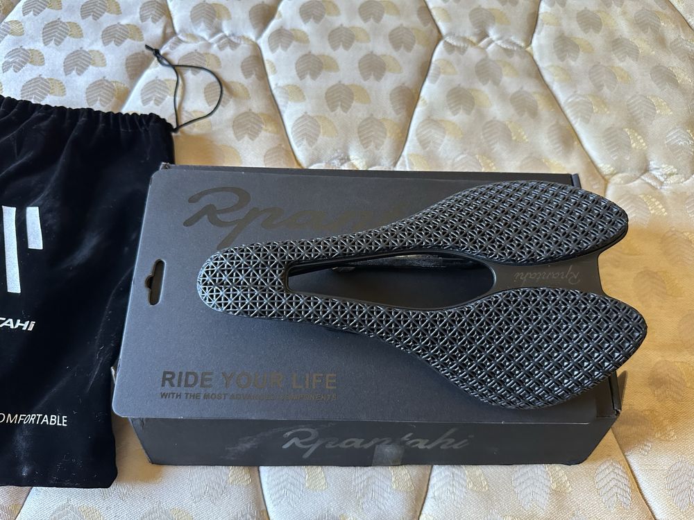 Rpantahi Components saddle carbon 3D air saddle