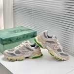 New Balance 9060 Bricks & Wood  43 EU / 9,5US / 27,5 CM