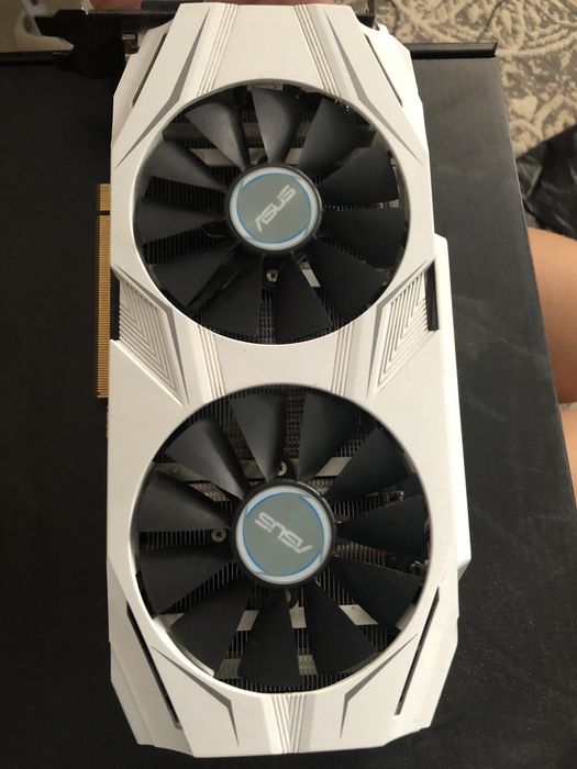 Продам Відеокарту Asus