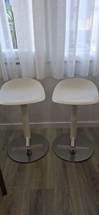 Bancos de cozinha tamanho ajustável