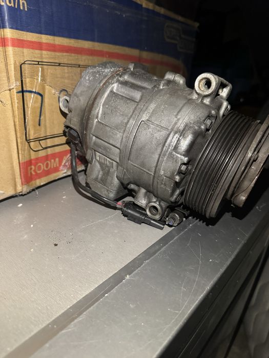 BMW X6 E71 40dX N57S — Compressor AC avariado + Alternador (Peças)