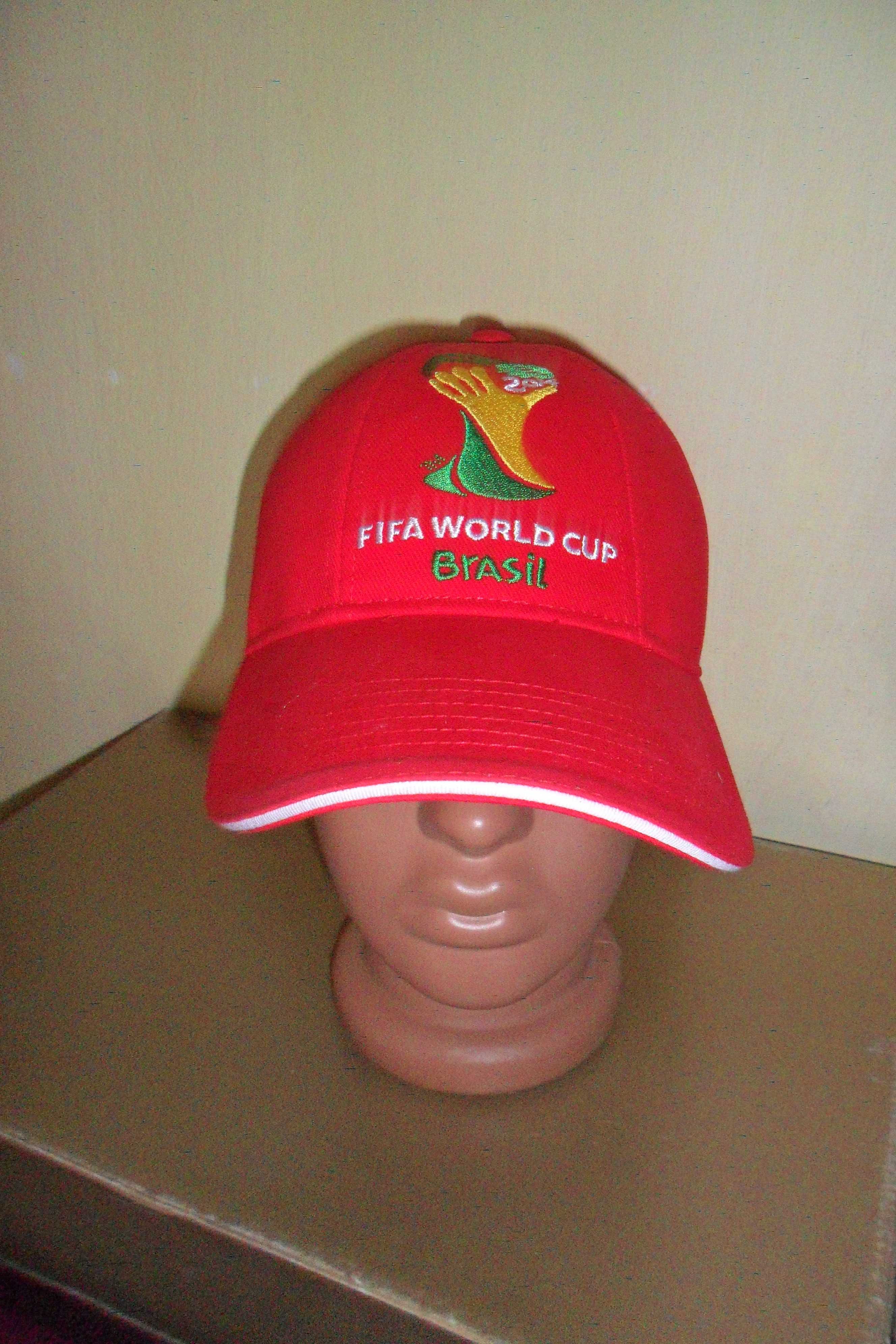 бесболка коллекционная новая FIFA  WORLD CAP BRASIL 2014