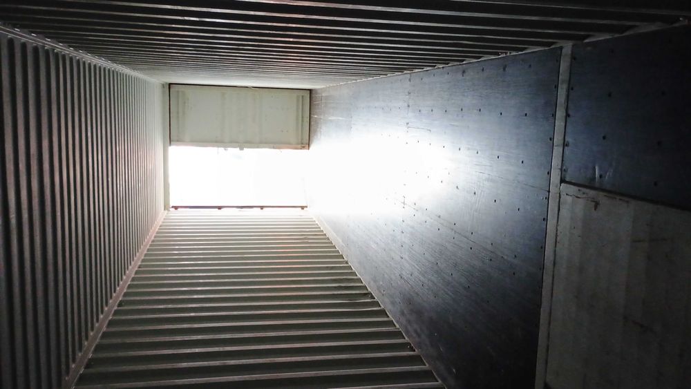 Kontener premium suchy szczelny ze zdjęć 12 m 40 HC