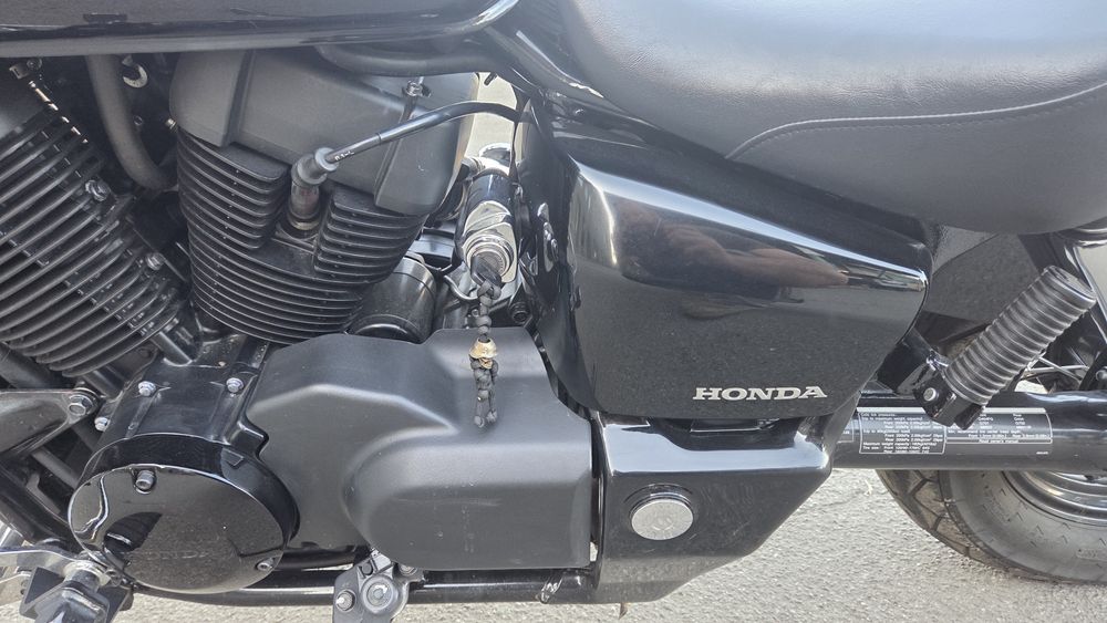 Honda VT750  shadov