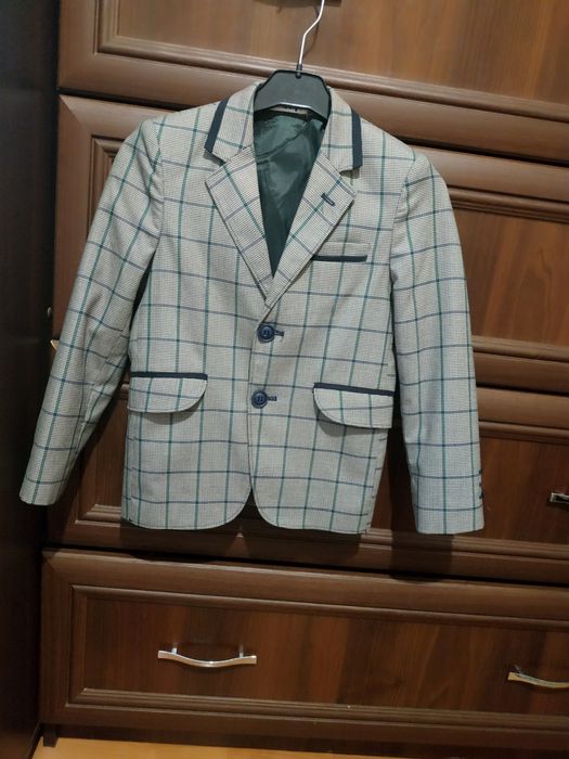 Стильний піджак для хлопчика