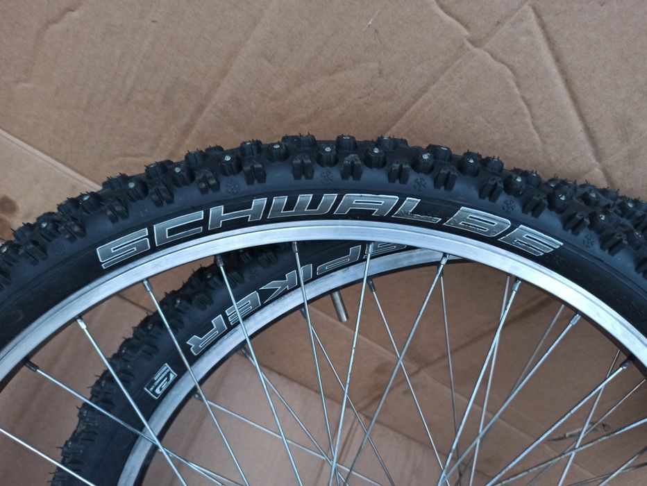 Koła 26 x 2,1 do górala SZWALBE ICE SPIKER HS 333 opony kolce