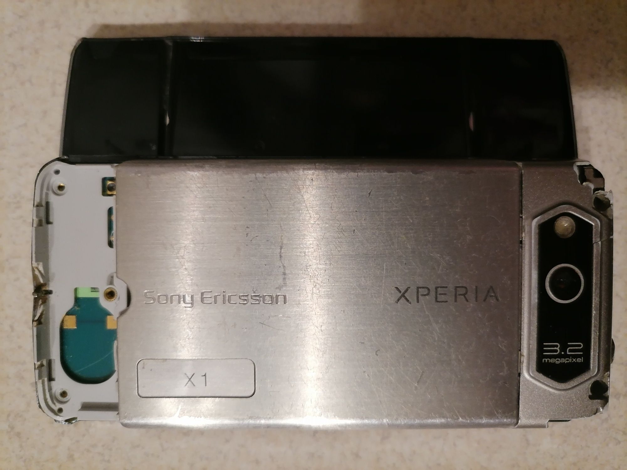мобільний телефон мобильный телефон кнопочный Sony ericsson nokia