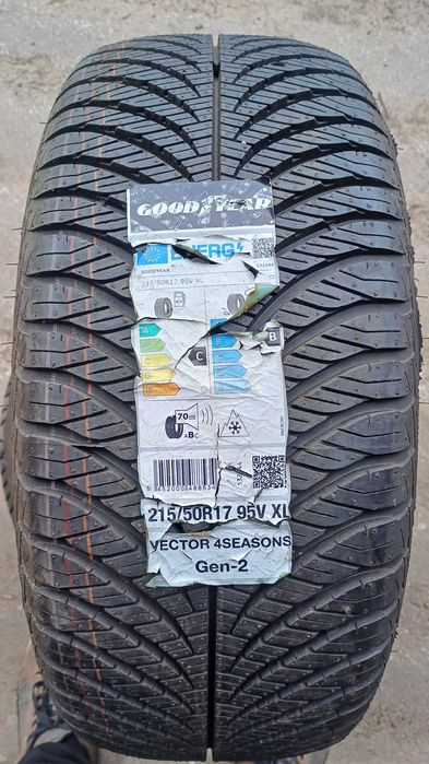 Goodyear Vector 4Seasons Gen-2 215/50 R17 95V 2022r