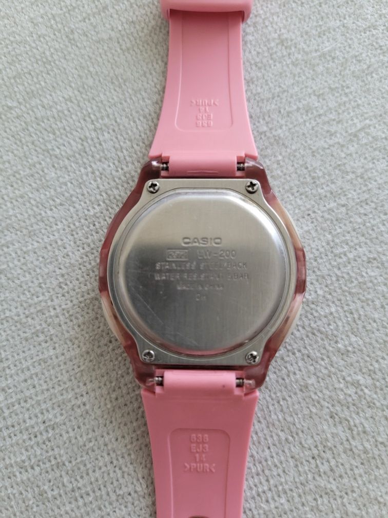 Zegarek Casio LW-200 dla dziewczynki