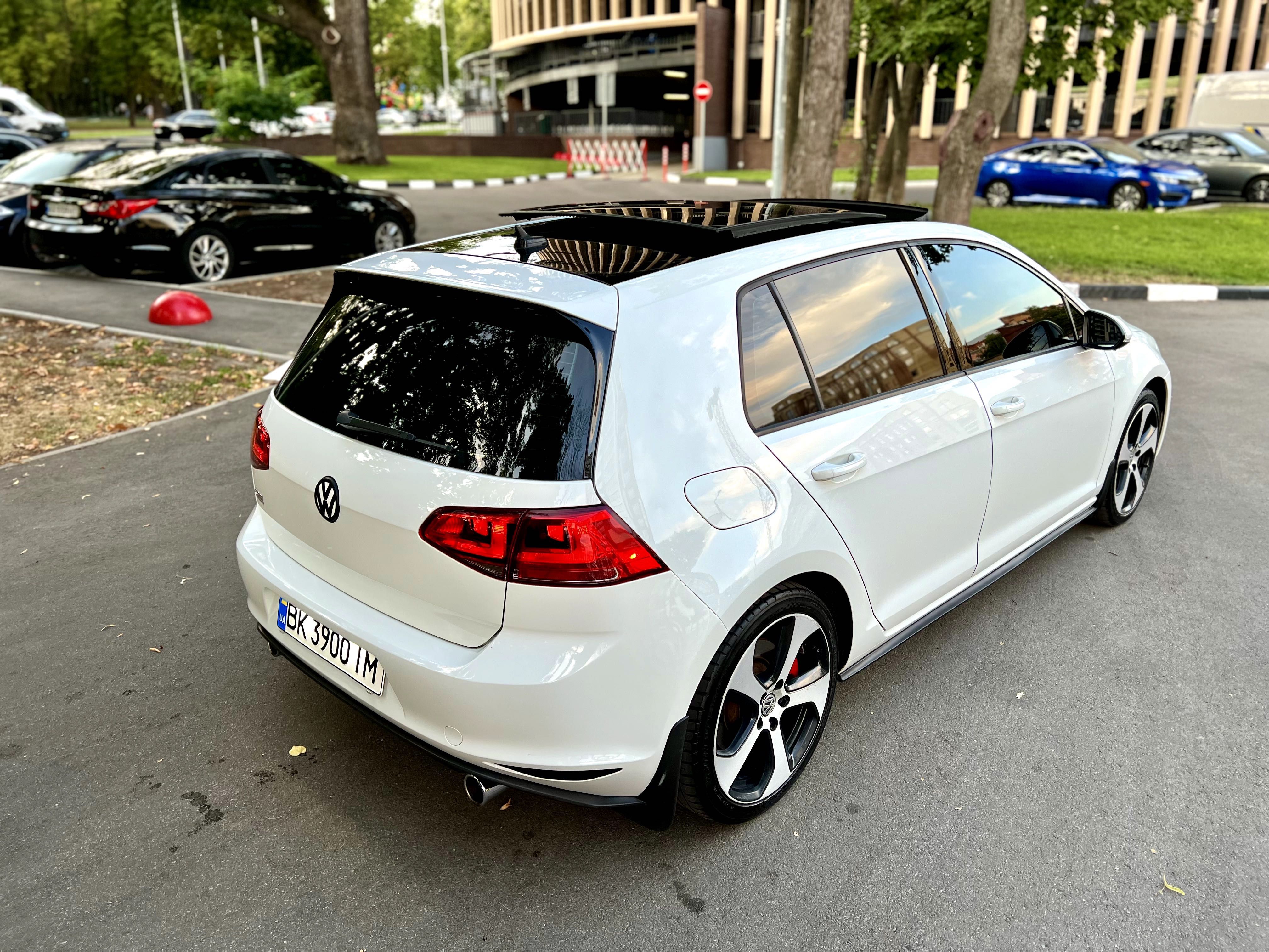 Volkswagen Golf 7  GTI Performance