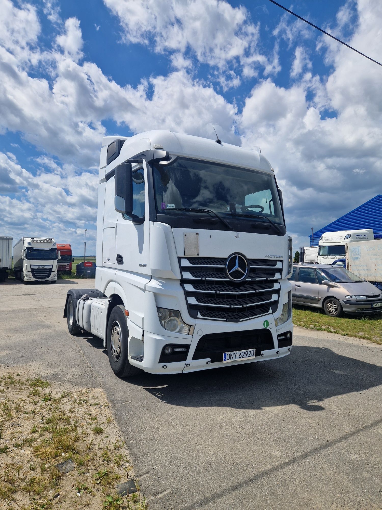 Mercedes Actros mp4