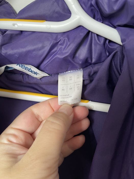 Куртка жіноча зимова, Reebok, з натуральним наповнювачем, розмір XS-S