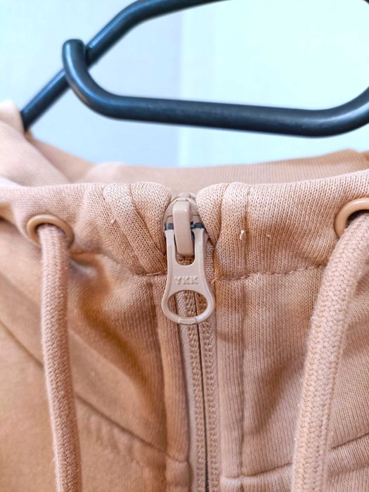 4F damska jasnobrązowa bluza z kapturem na suwak roz. M stan bdb