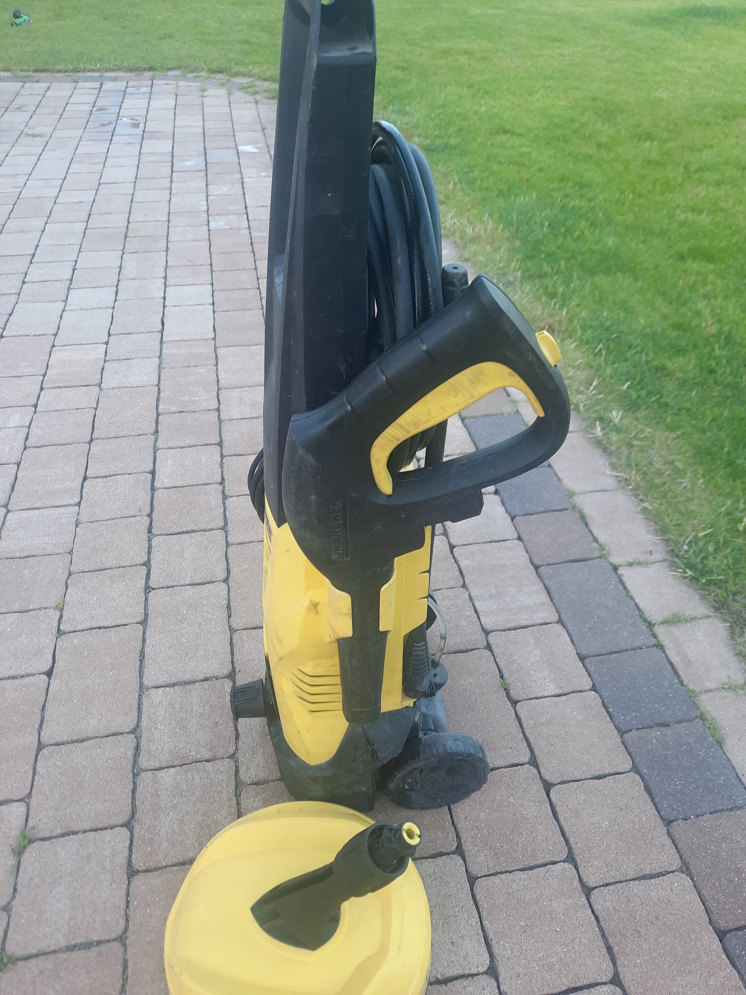 Karcher K2 + przystawka do mycia kostki