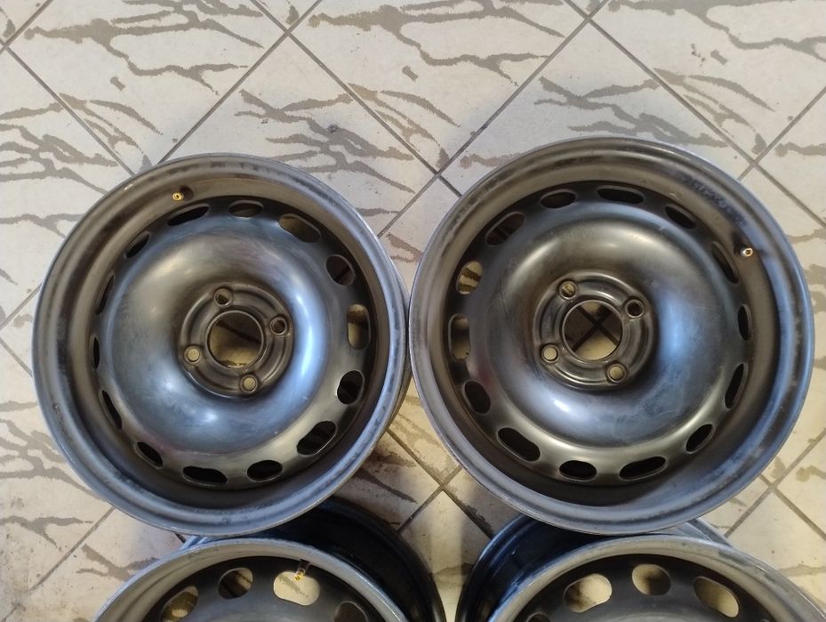 30) Peugeot 6.5J15 et 27 4x108