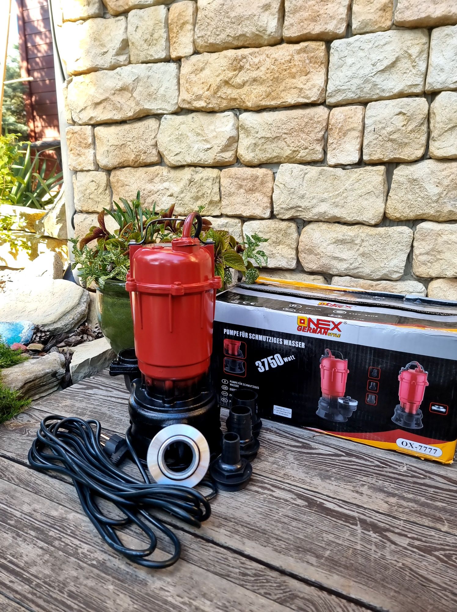 zatapialna pompa do brudnej wody renomowanej firmy ONEX 3750W.