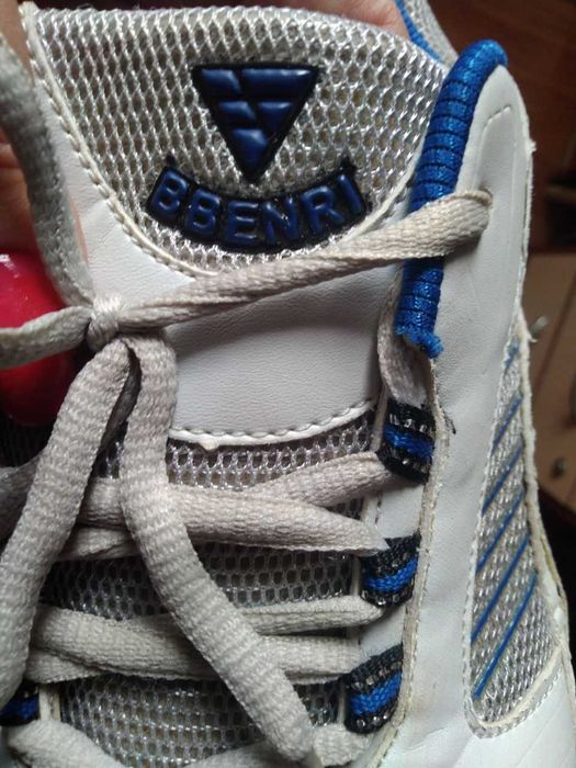 Невесомые дышащие кроссовки р.45 (29) в идеале