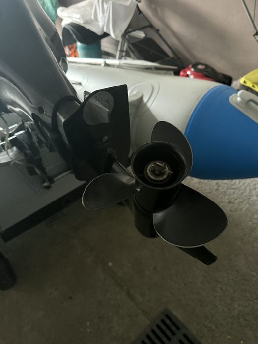 Zestaw Ponton plus silnik