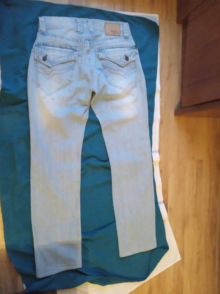 Spodnie jeansowe - jasne - rozmiar: 31 / 34 - "Pepe Jeans".