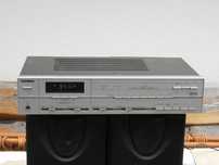 Radio ze wzmacniaczem Telefunken HR 700 vintage