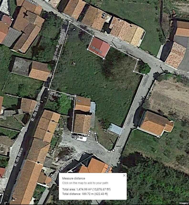 Casa em pedra com dois pisos para reabilitar