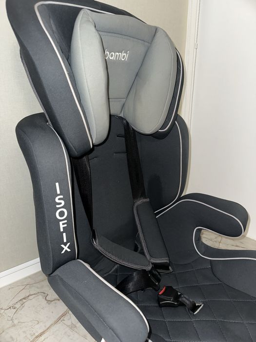 Дитяче автокрісло