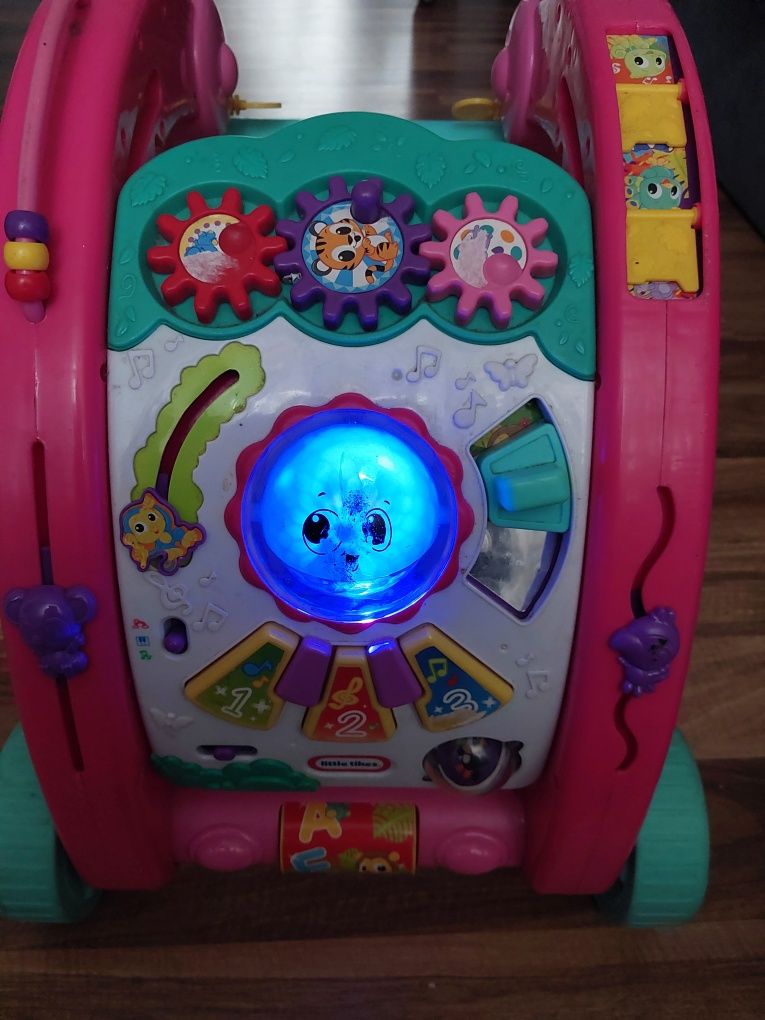 Pchacz, chodzik Little Tikes