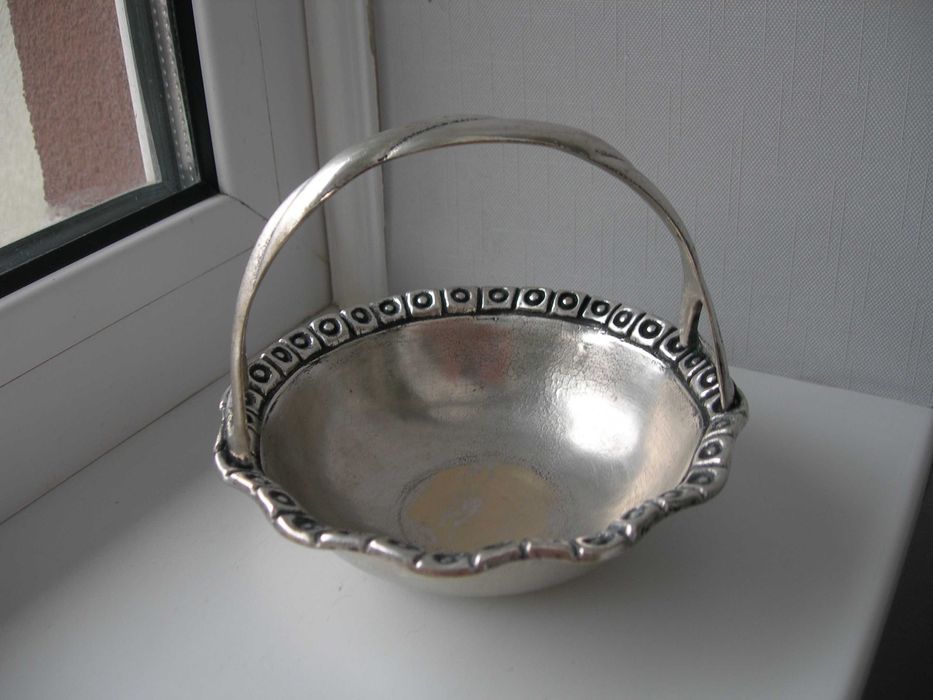 Корзинка с ручкой, конфетница, бронза, Германия