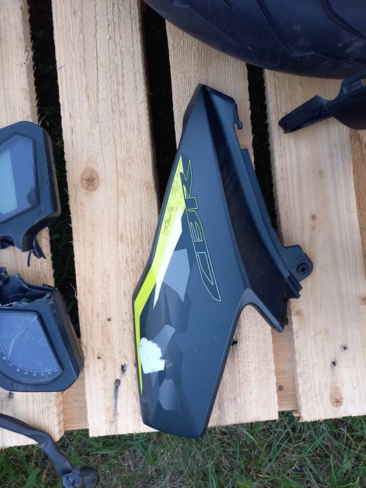 Honda cbr 650f silnik rama z dokumentami 16r. felga tarcze zaciski bok