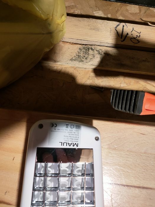 Lampa biurkowa/warsztatowa Maul do precyzyjnych prac.