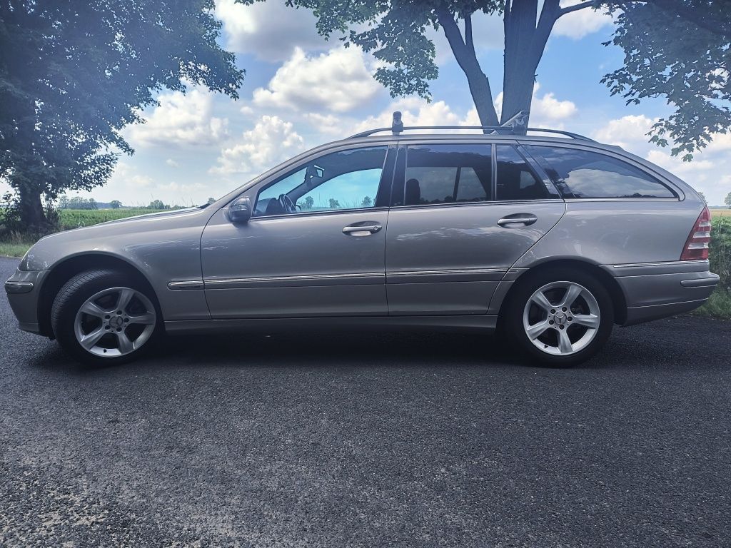 Mercedes-Benz C200 kompressor ver. Avantgarde