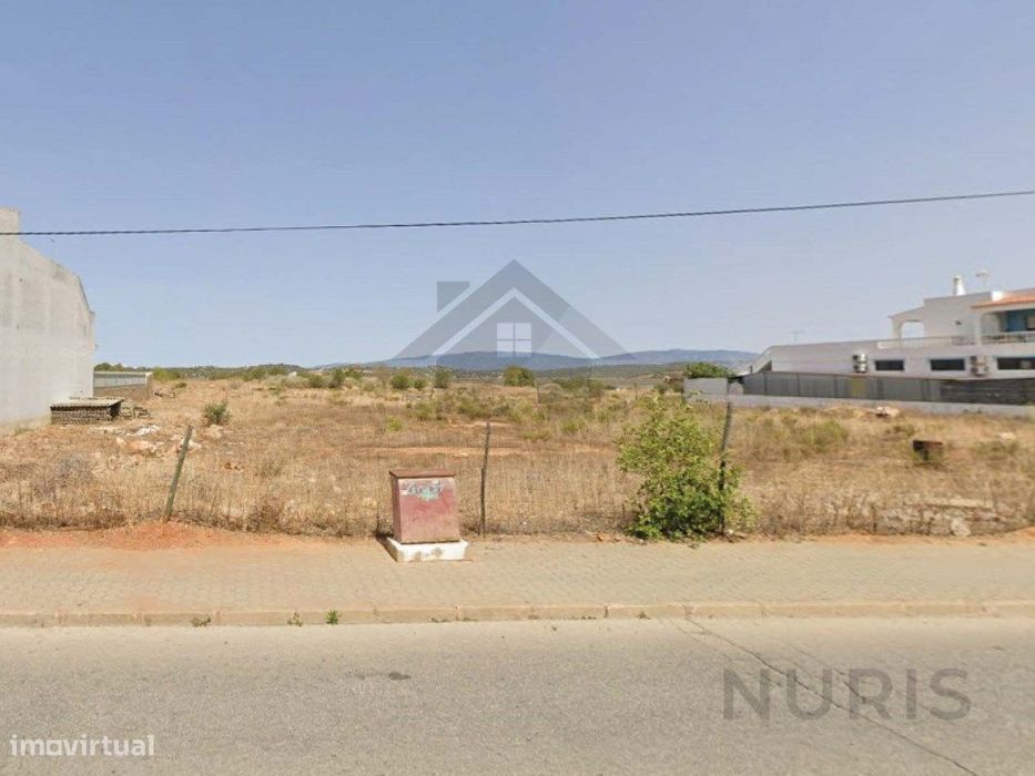 Lote de Terreno para Venda no Parchal - Lagoa