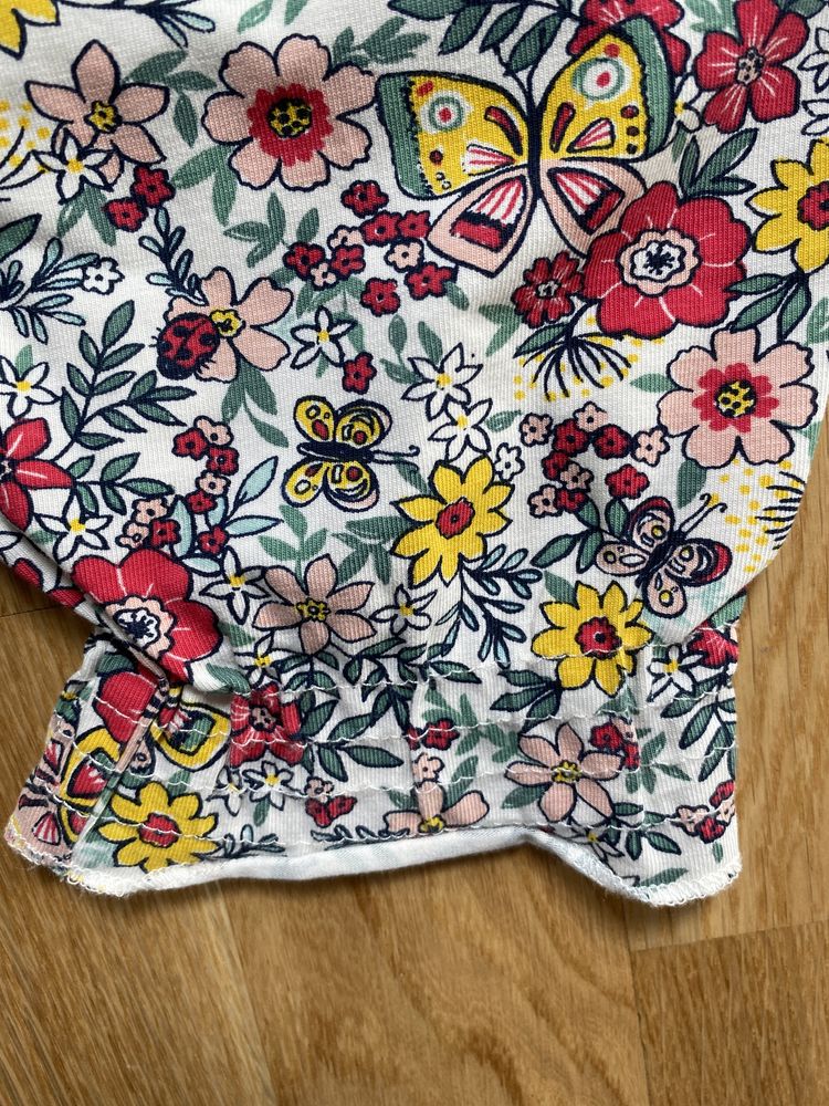 Jak nowe C&A Spodnie letnie dziewczęce r. 122/128