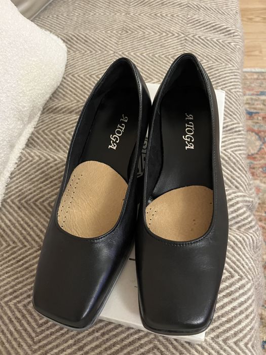 Sapatos académicos em pele 37