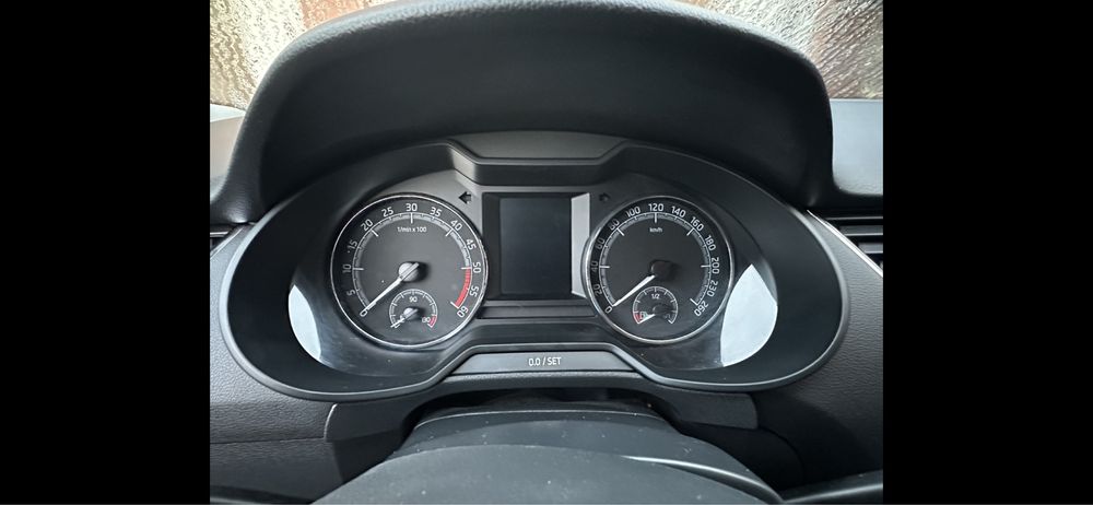Licznik zegar Skoda 5E0.920.781E