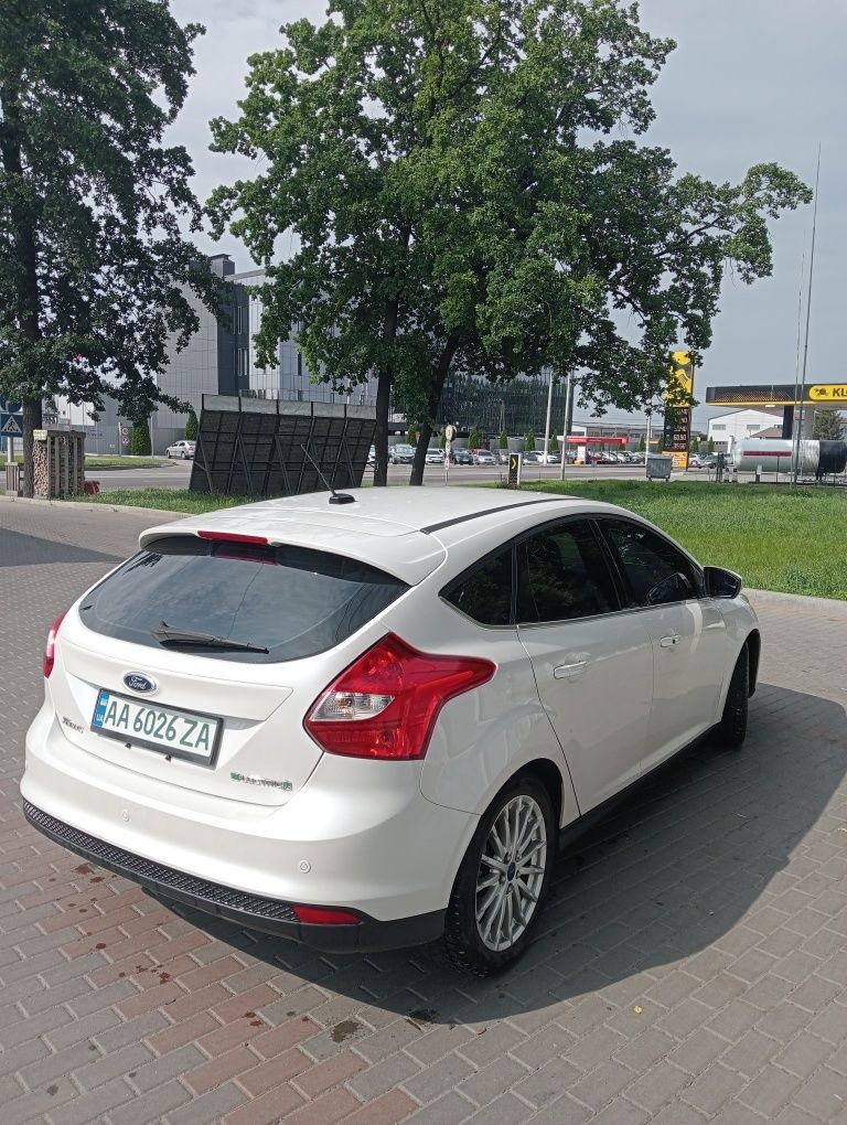 Продам автомобіль Форд фокус електрик