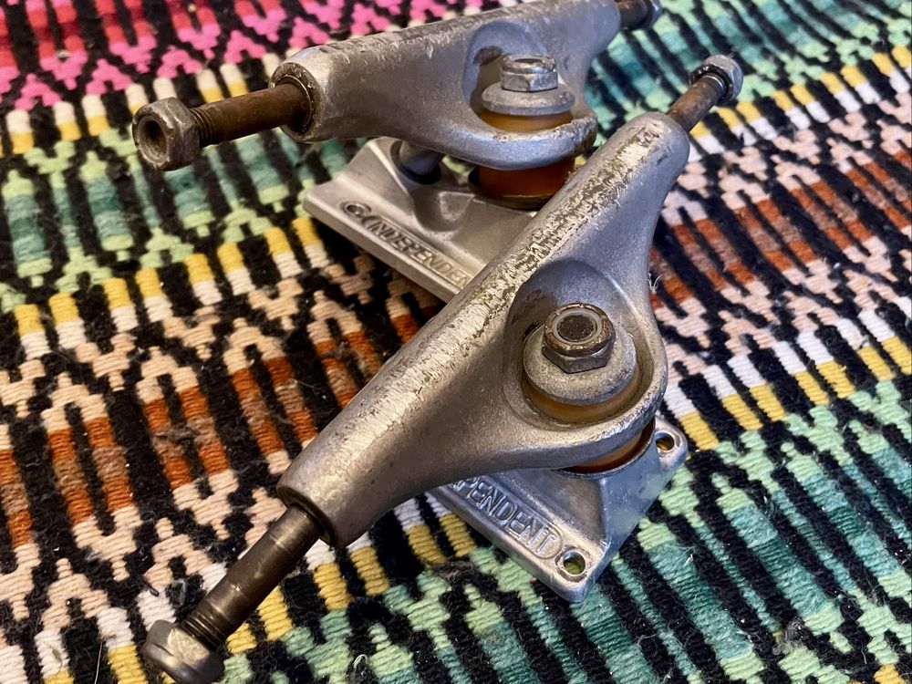 Trucks INDEPENDENT tamanho 129