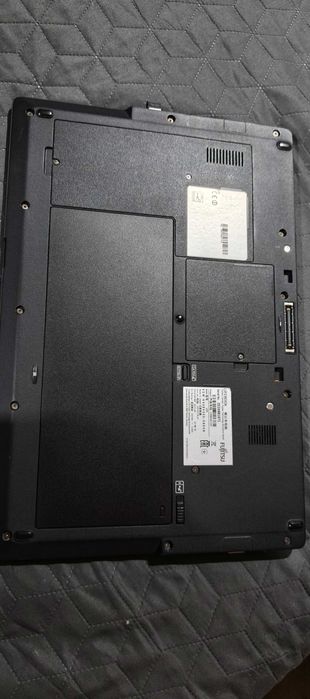 Ноутбук Fujitsu U757, i5, IPS 15"6, SSD NVMe 256/16Gb, modem GSM LTE.