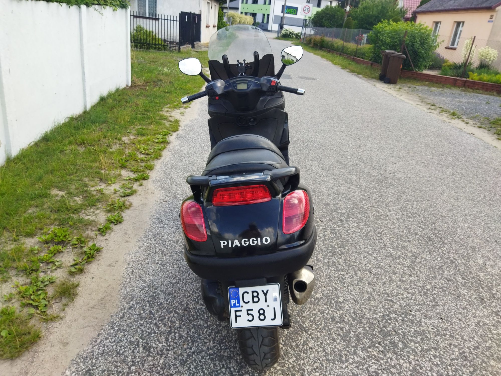Piaggio X9 500 benzyna rok 2002