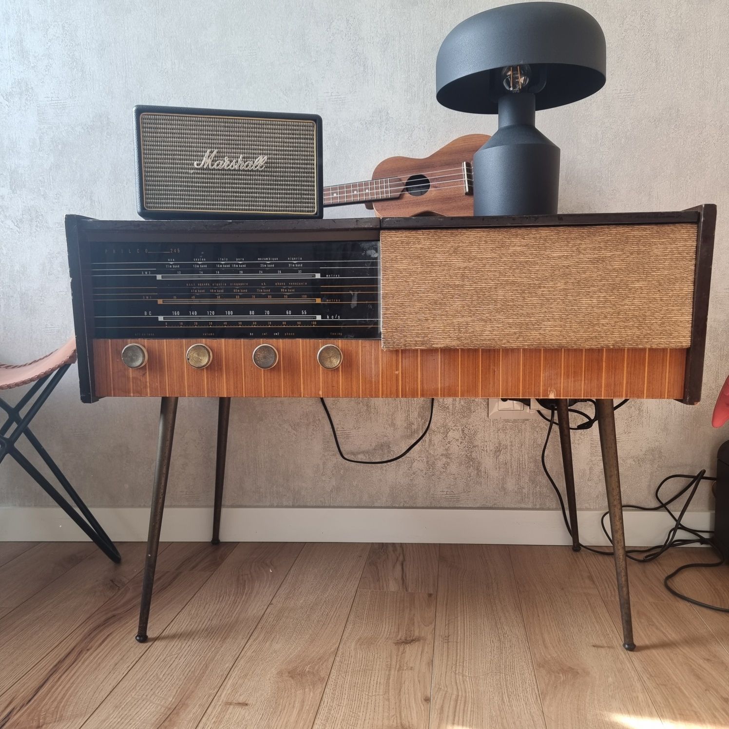 Radio Philco Model 245
