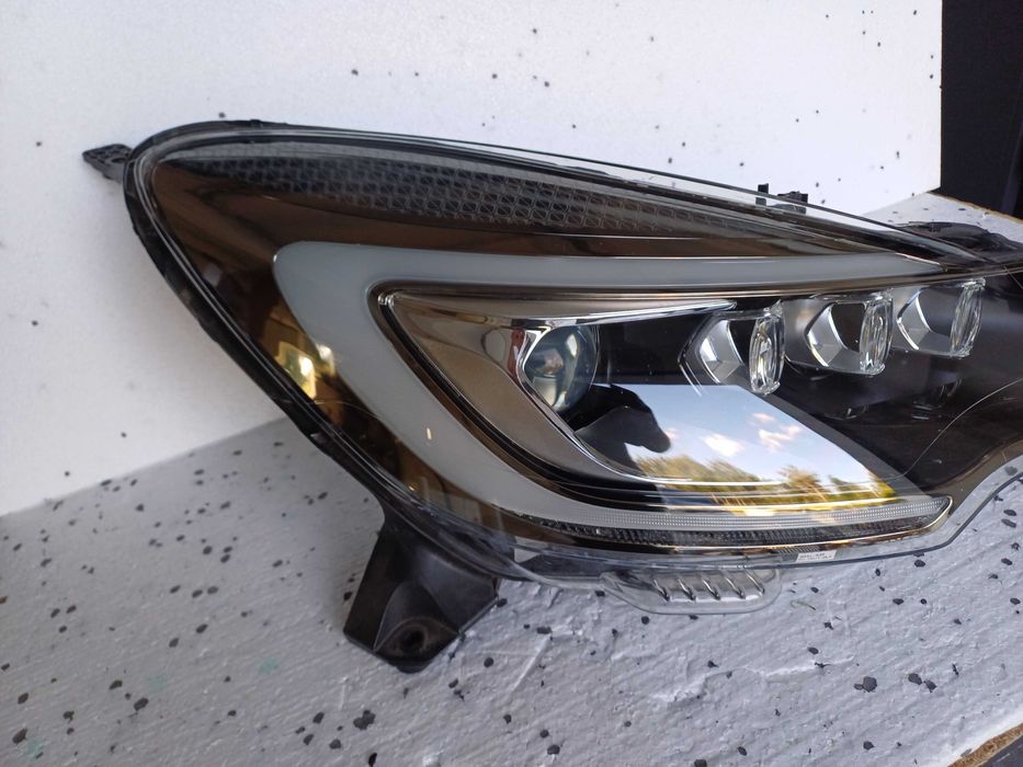 lampa prawa citroen ds3 lift xenon led model 9808.065.080