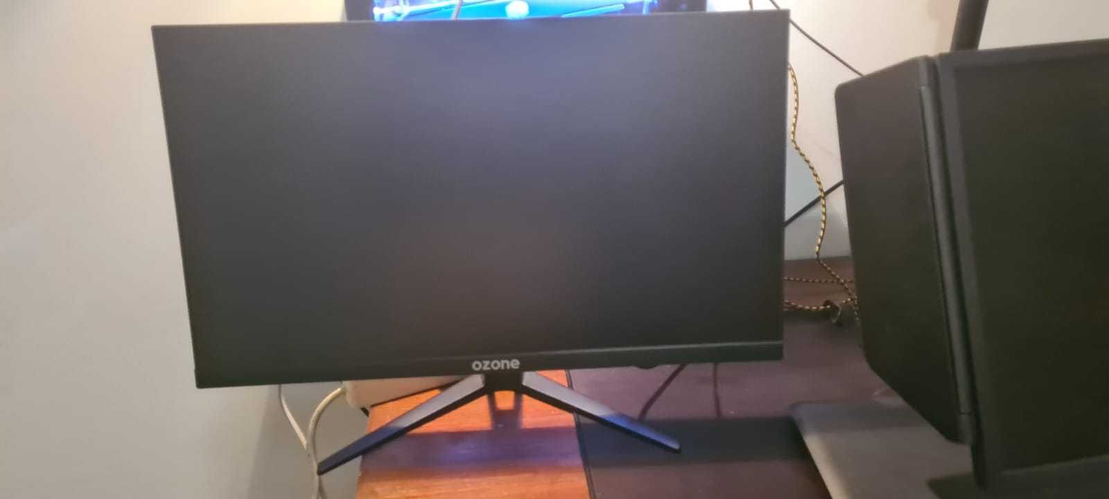 Monitor OZONE 240Hz