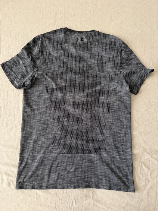 Футболка Under Armour