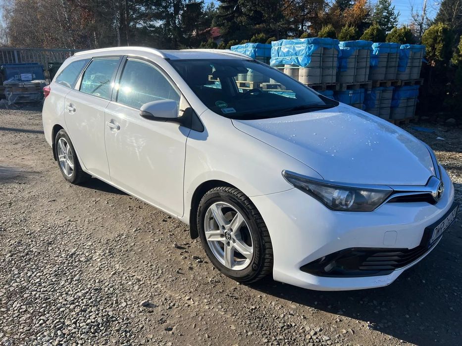Toyota Auris Toyota Auris 1.6 D-4D